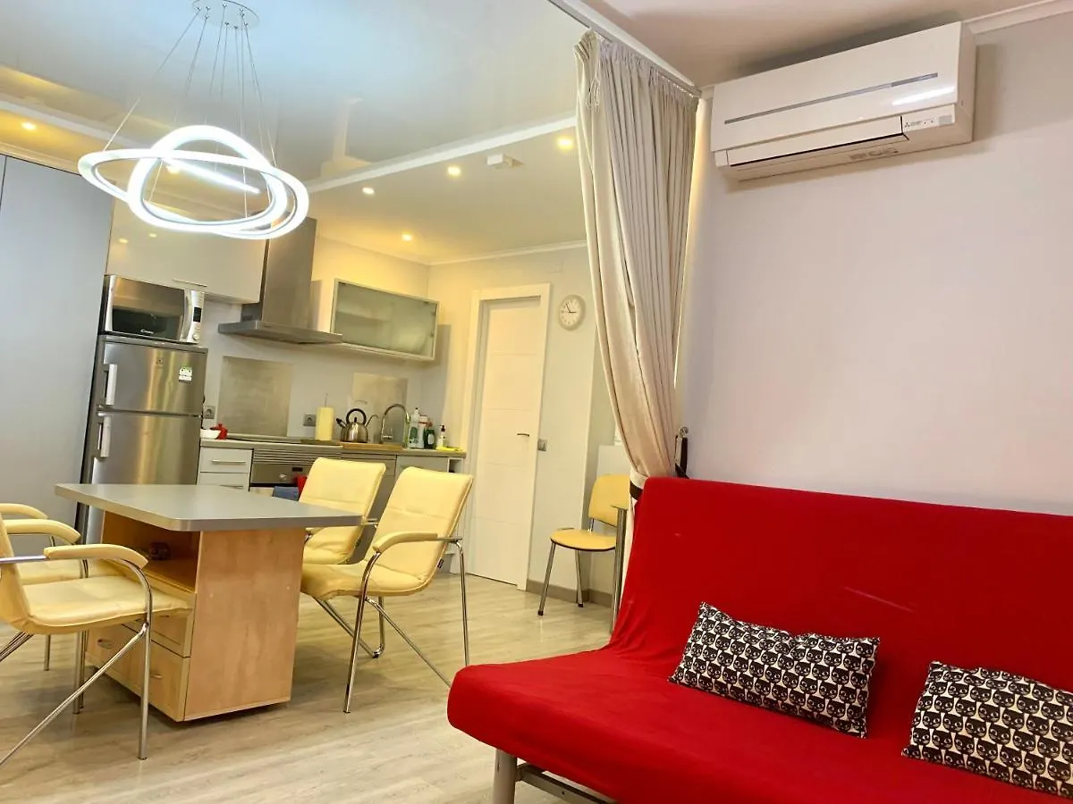 Camp Nou, Europa Fira - Modern Two-Bedroom Apartment With Heating L'Hospitalet de Llobregat 0*,  Spanien