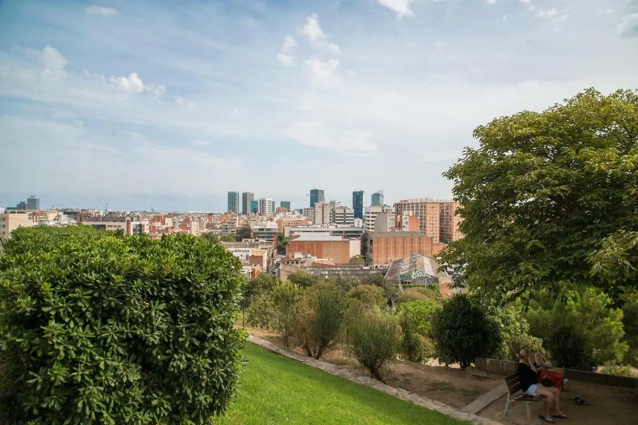 Camp Nou, Europa Fira - Modern Two-Bedroom Apartment With Heating L'Hospitalet de Llobregat 0*,